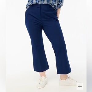 J. Crew 8 Women’s Kelsey Pant Navy Blue Flat Front Cropped Flare Cotton Classic